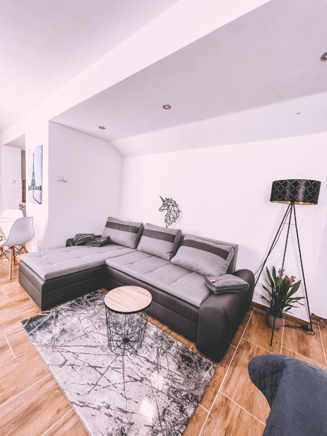 Unicorn Hrensko Apartment Exterior photo
